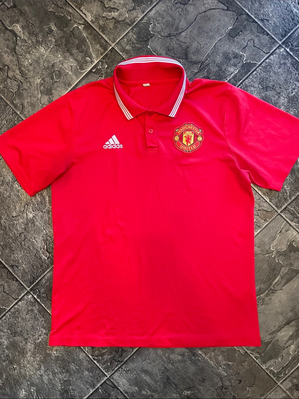 ADIDAS MANCHESTER UNITED FC Red Sporty Athletic Polo Jersey Shirt w Club Crest